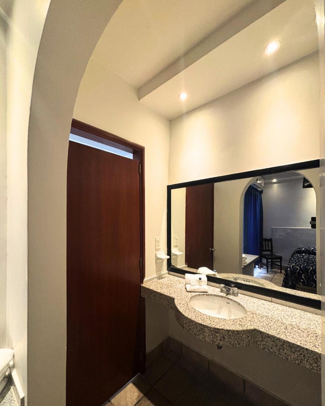 Hotel Arboledas Industrial Guadalajara Zewnętrze zdjęcie