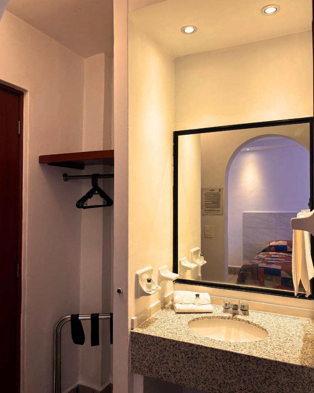 Hotel Arboledas Industrial Guadalajara Zewnętrze zdjęcie