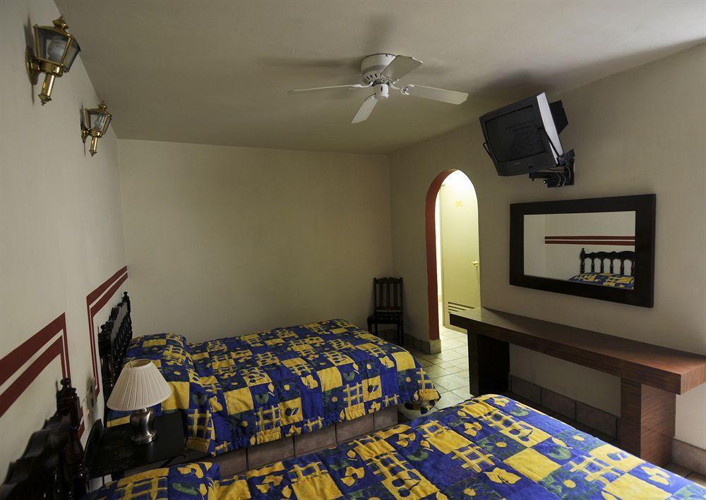 Hotel Arboledas Industrial Guadalajara Zewnętrze zdjęcie