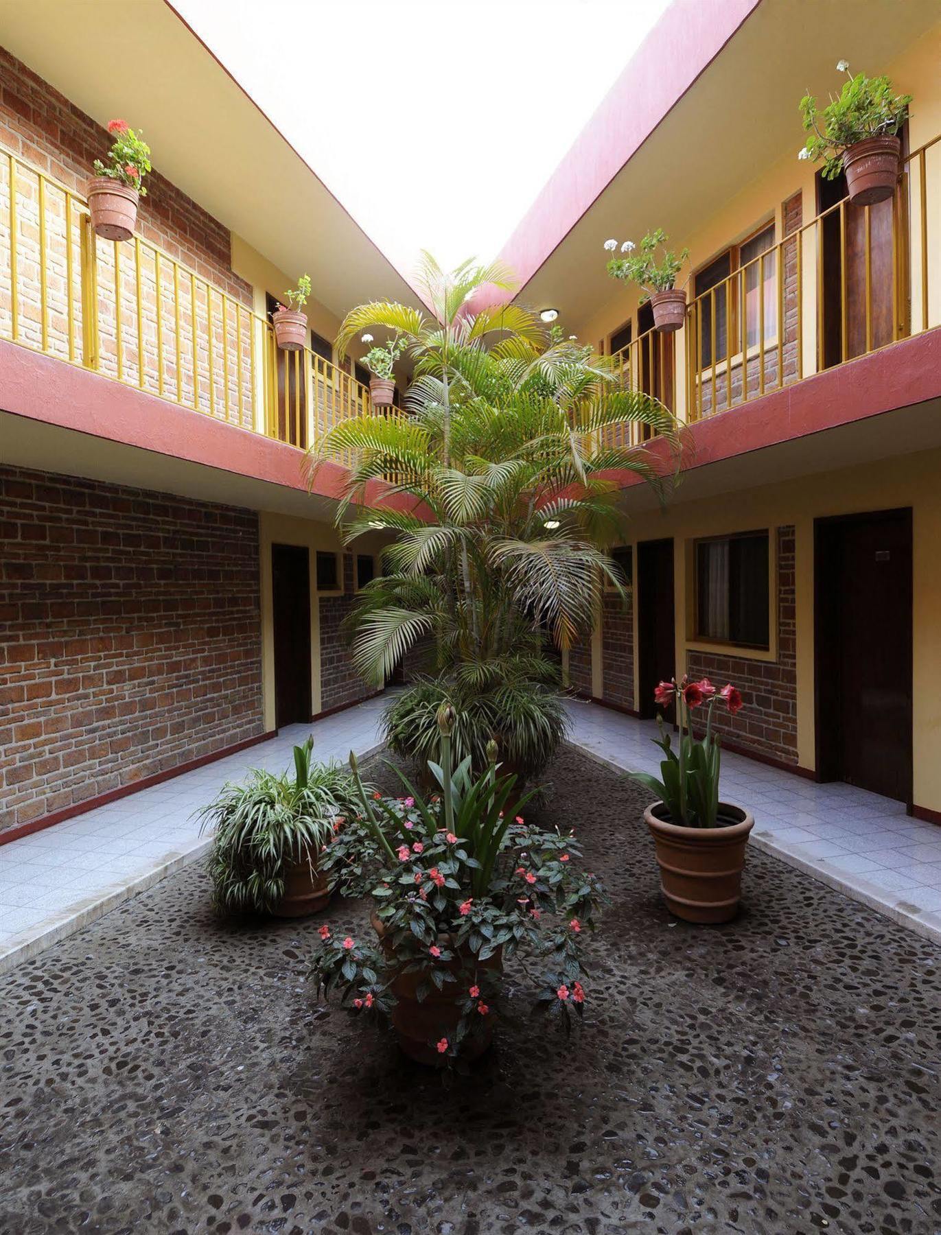 Hotel Arboledas Industrial Guadalajara Zewnętrze zdjęcie